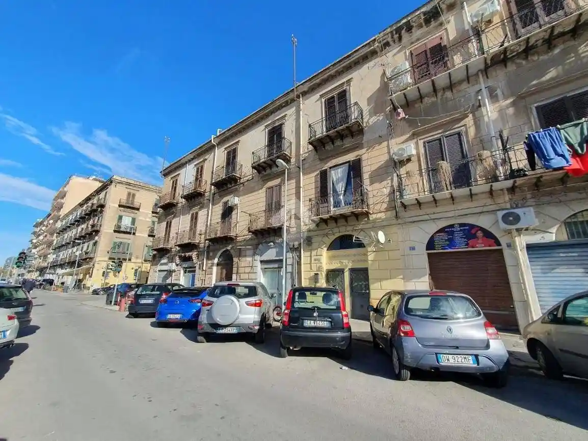 Appartamento in vendita a Palermo