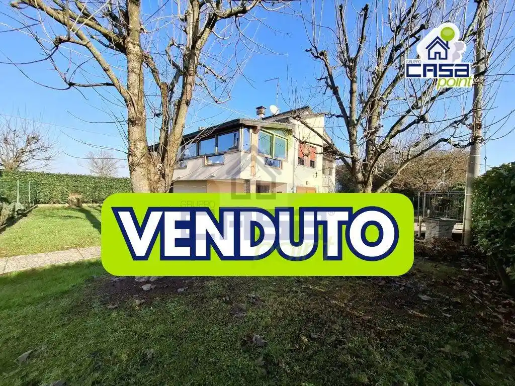 Casa indipendente in vendita a Monticelli d'Ongina