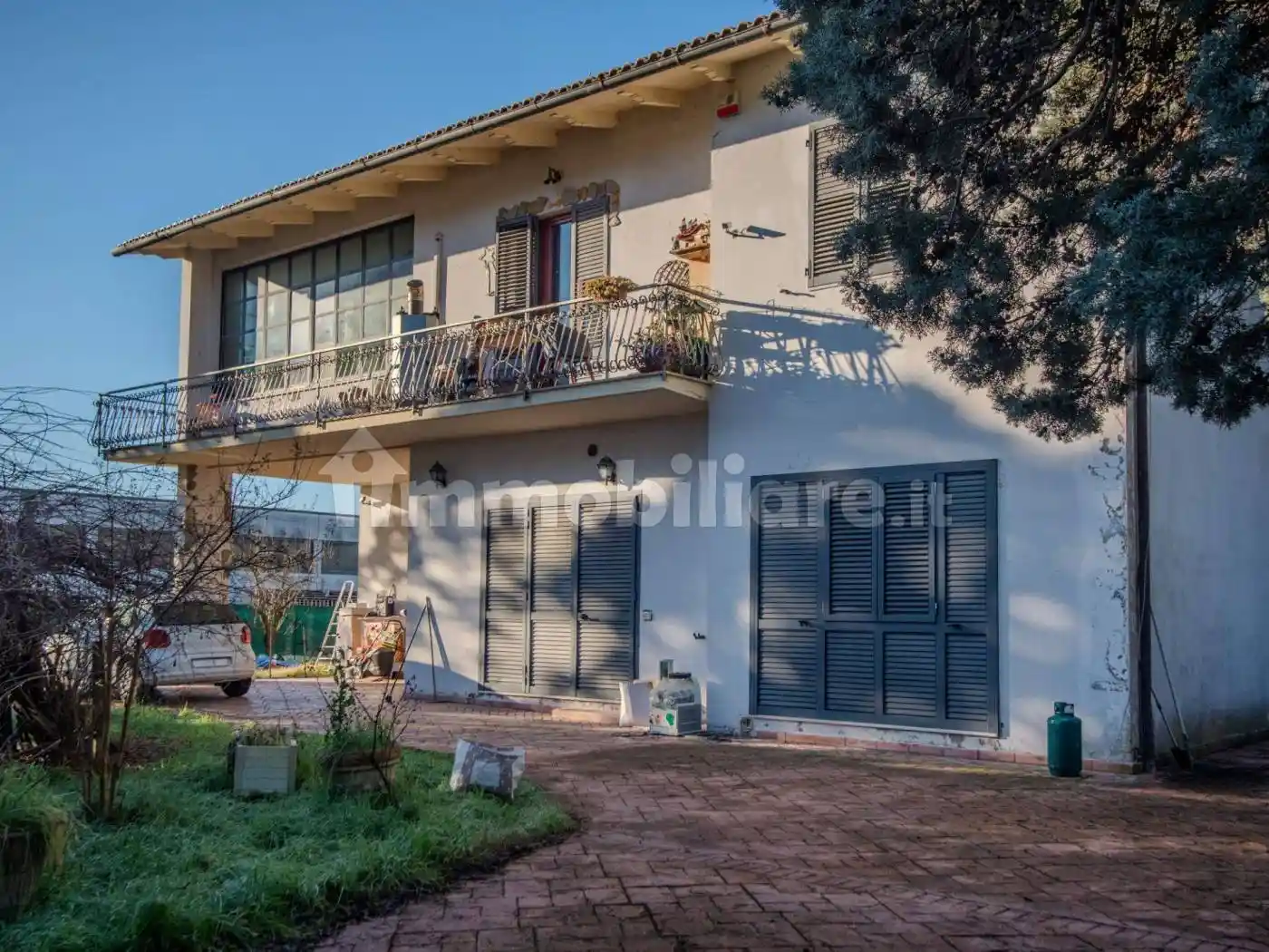 Villa in vendita a Monteroni d'Arbia