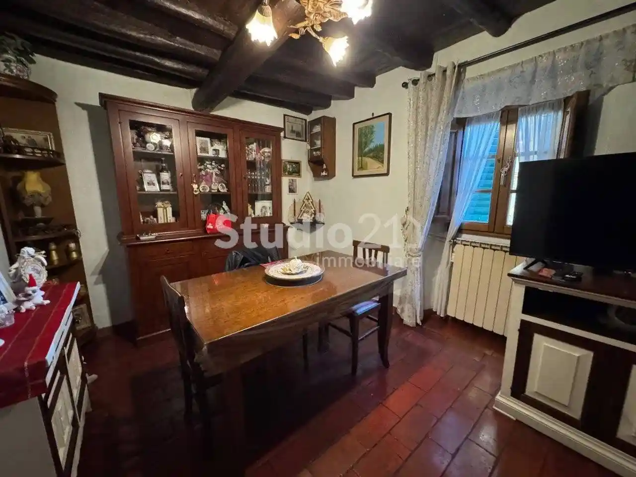 Villa in vendita a Castelfranco Piandisco