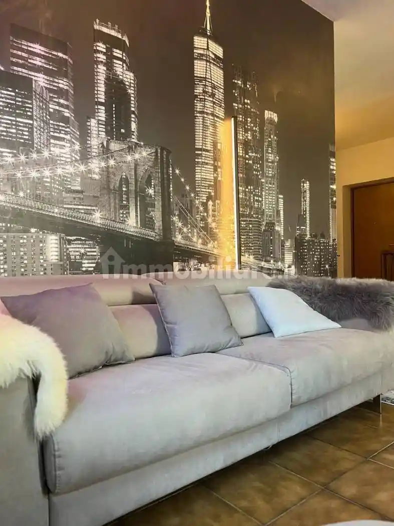 Appartamento via Francesco Petrarca 28, Semicentro, Trento - foto 2