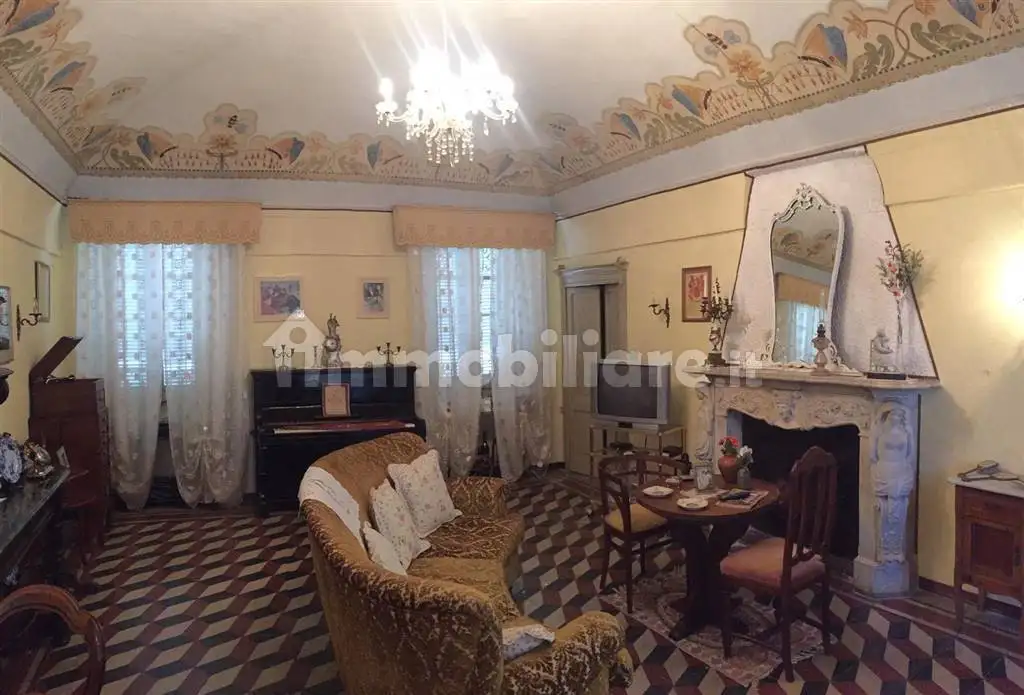 Casa indipendente in vendita a Alluvioni Piovera