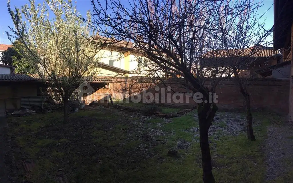 Terratetto unifamiliare 300 m², da ristrutturare, Piovera, Alluvioni Piovera - foto 2