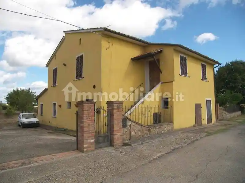 Casa indipendente in vendita a Montepulciano