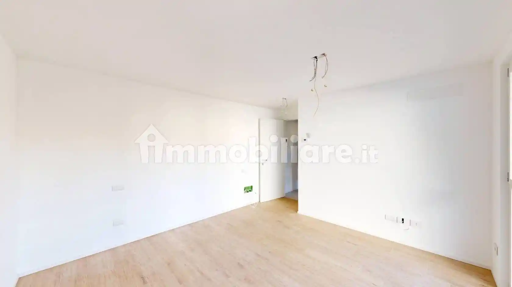 Trilocale via Carlo Giuseppe Veratti 5, Centro, Varese - foto 4