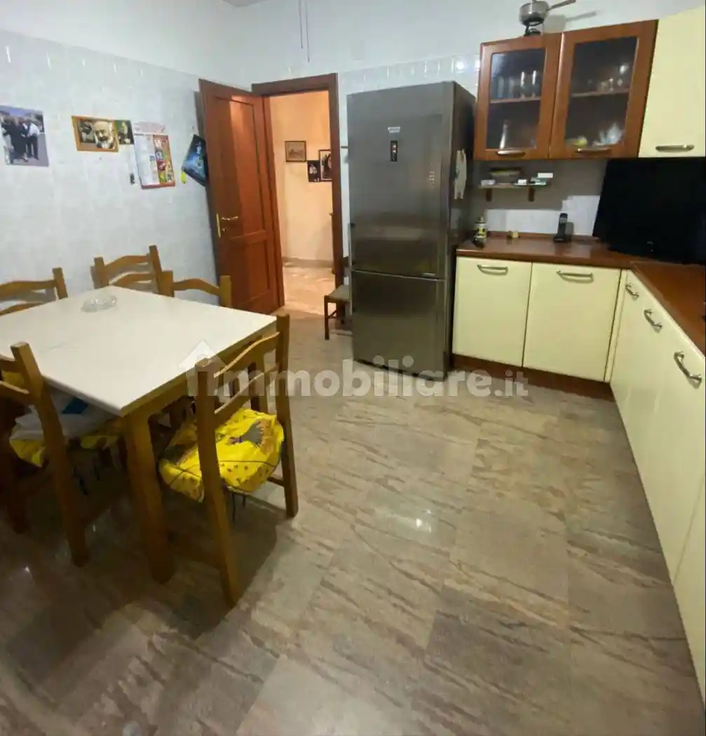 Quadrilocale via Emanuele di Bartolo, Lungomare, Capocolonna, Crotone - foto 2