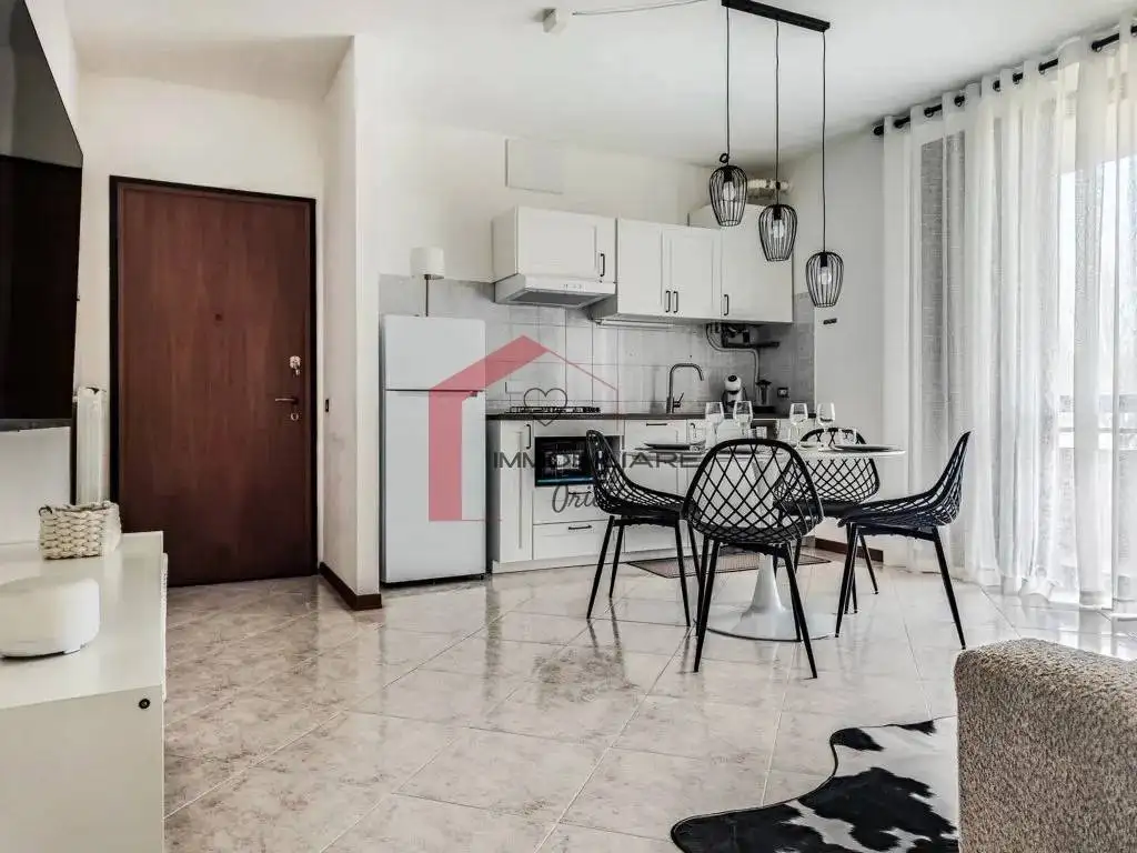 Bilocale via Archimede 25, Semicentro, Isola, Corbetta - foto 2