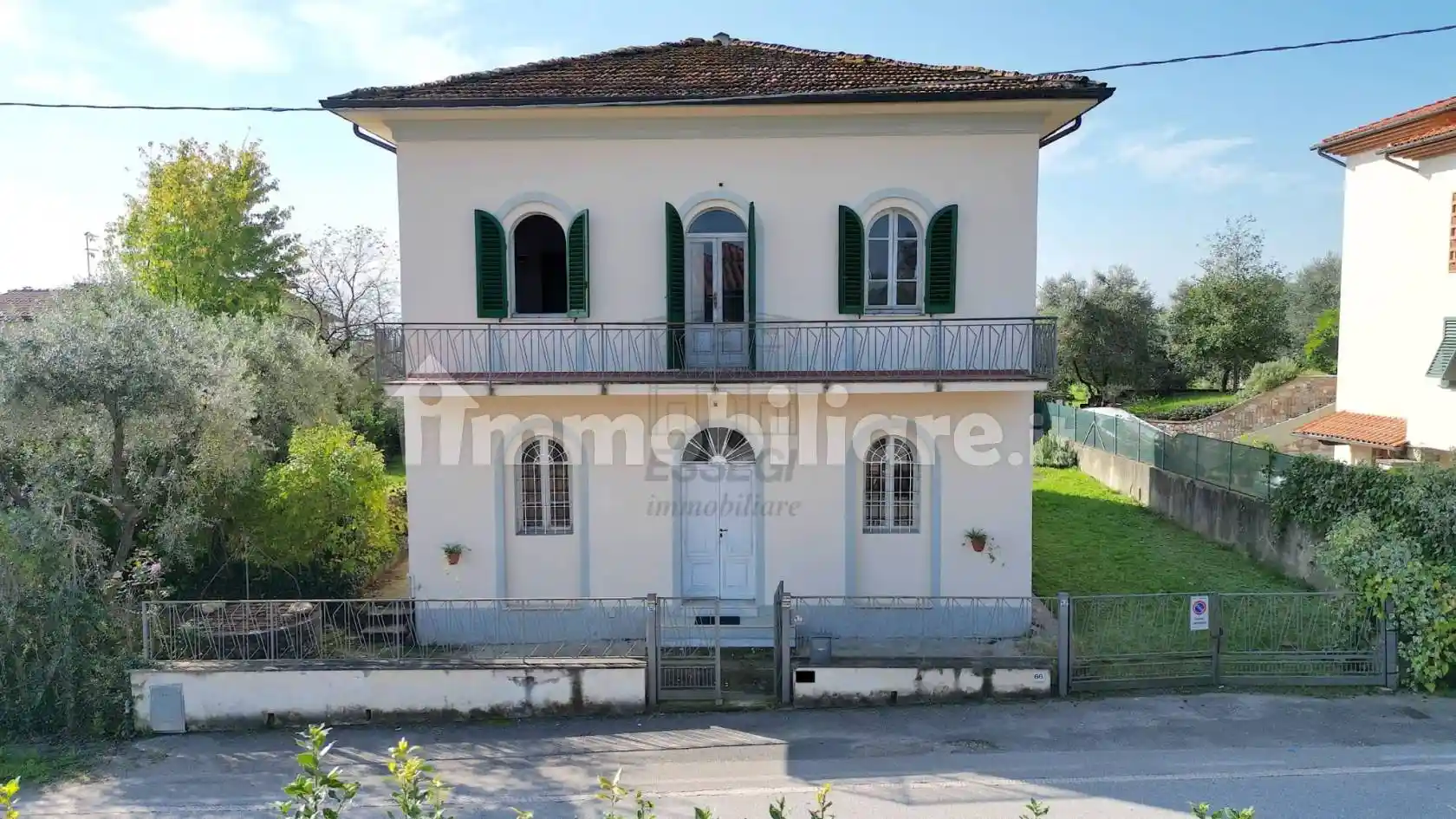 Villa in vendita a Montecarlo