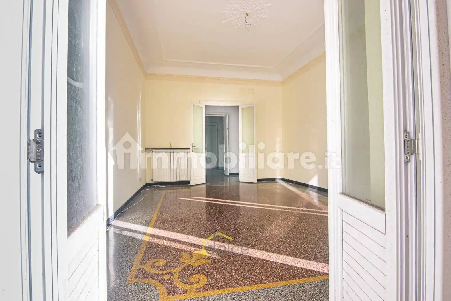 Appartamento in vendita a Genova