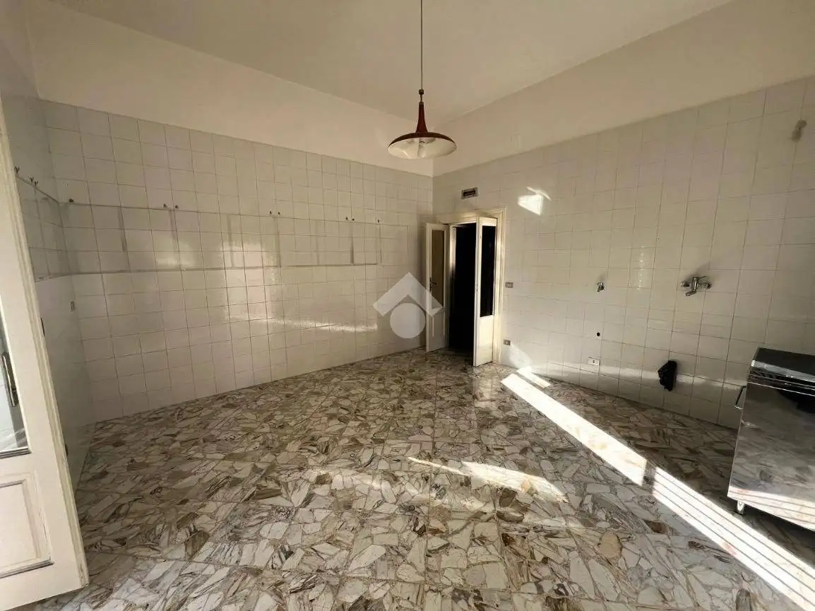 Quadrilocale via dei Mille 135, Altamura - foto 4