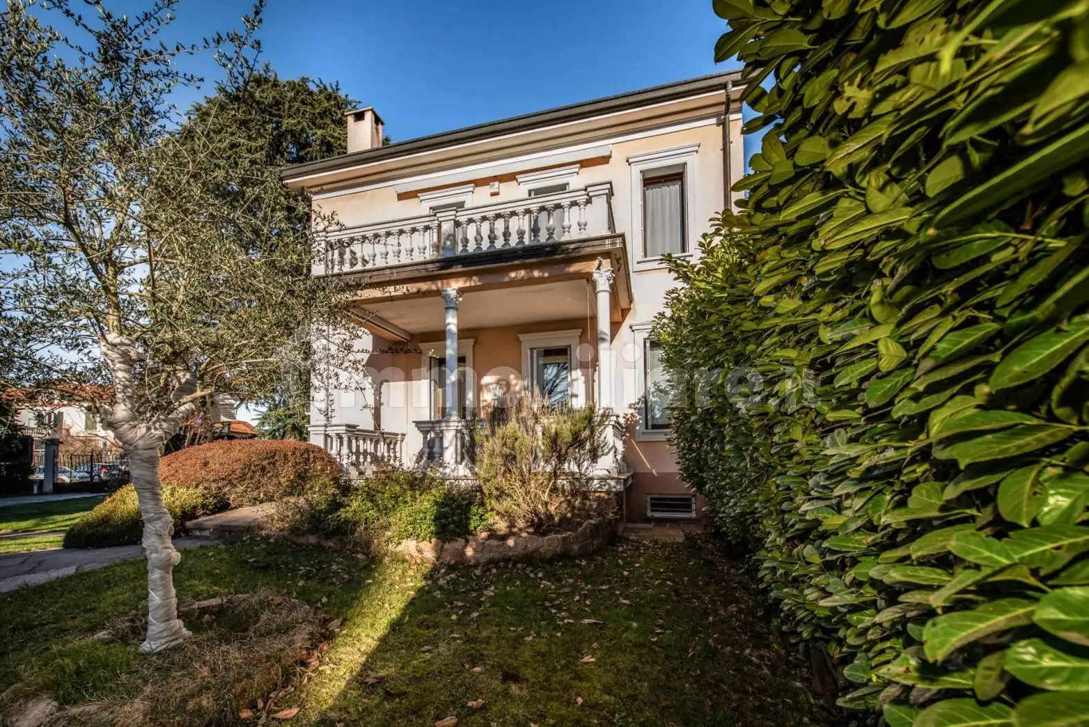 Villa unifamiliare via Camillo Benso di Cavour, Centro, Castronno - foto 5