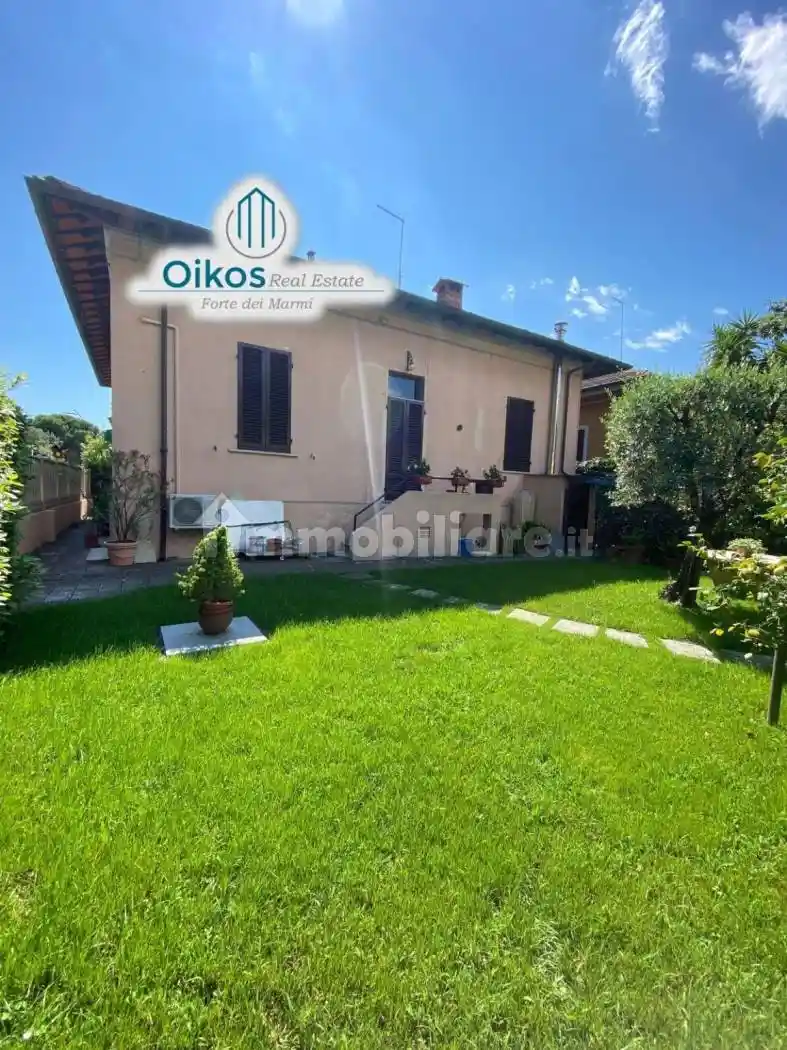 Villa in affitto a Forte dei Marmi