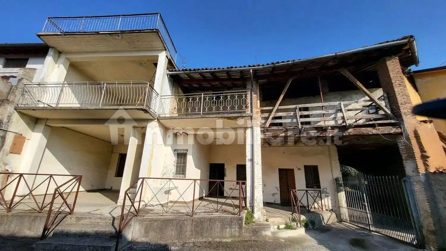 Rustico - Casale in vendita a Cazzago San Martino