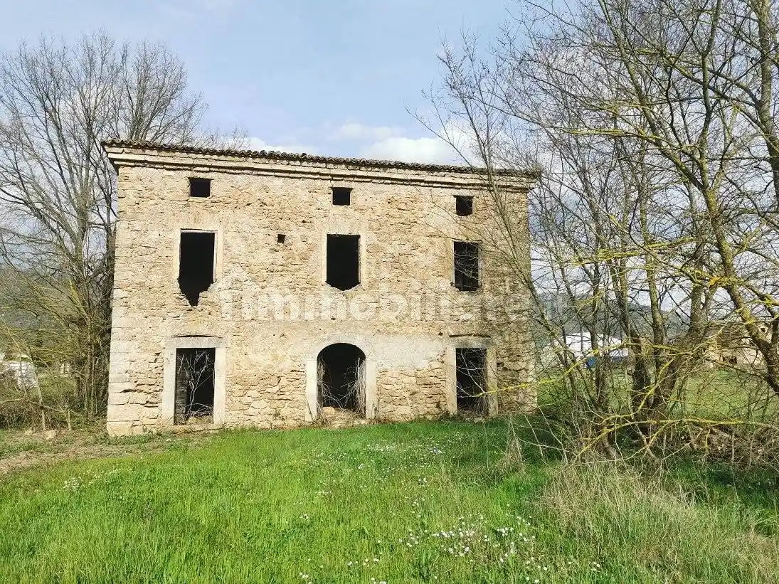 Rustico - Casale in vendita a Ferentino