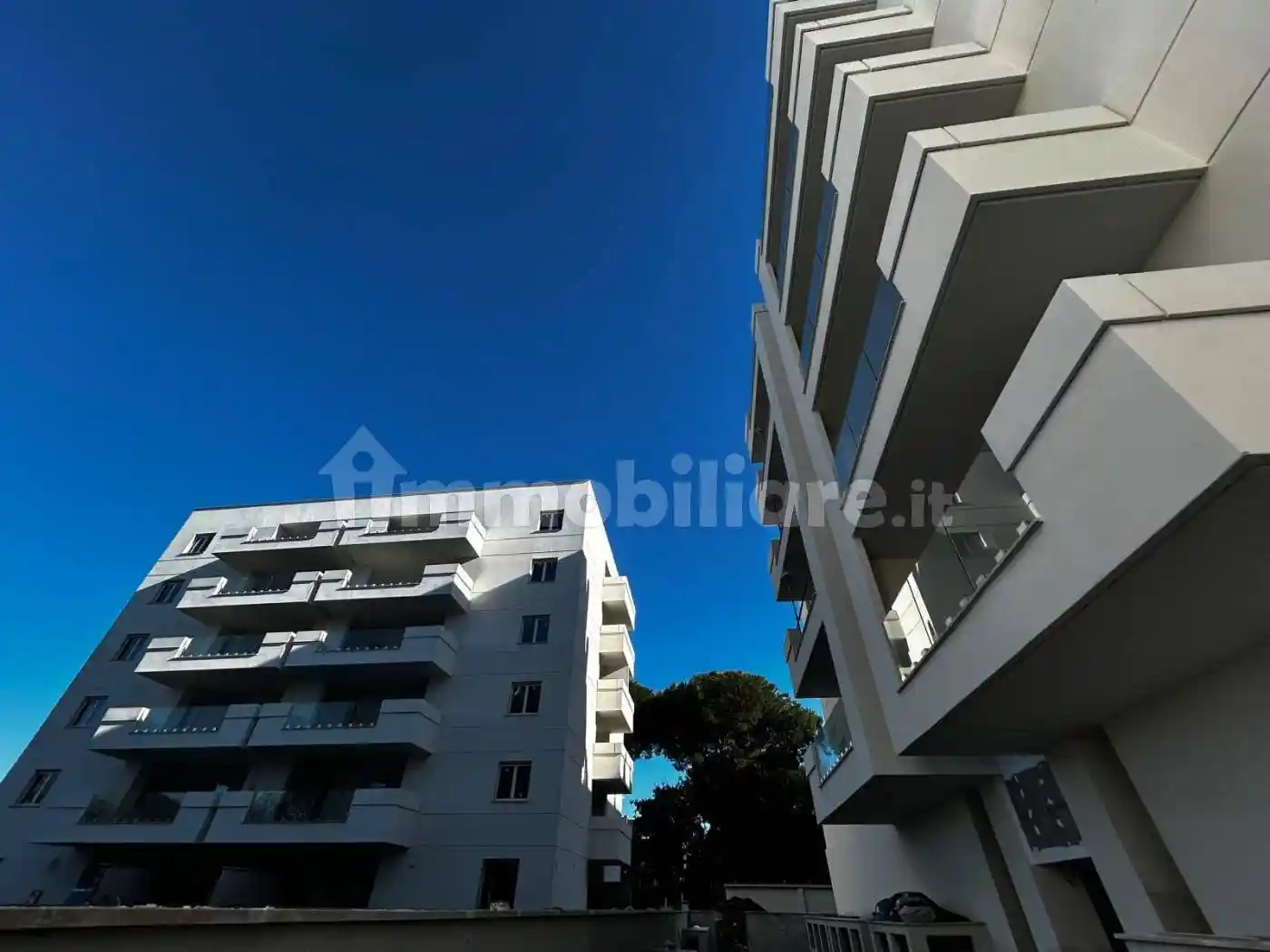 Attici e Appartamenti di nuova costruzione a Roma - foto 2