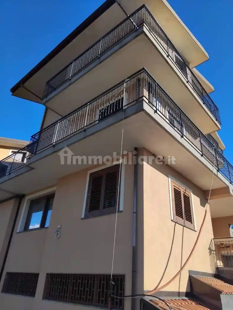 Villa in vendita a Aci Sant'Antonio