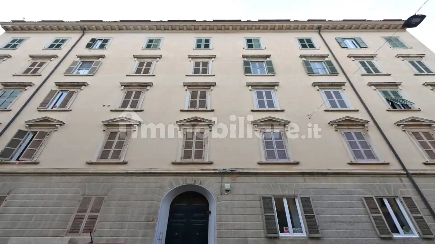 Appartamento in vendita a Livorno