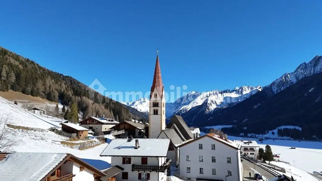 Appartamento in vendita a Val di Vizze