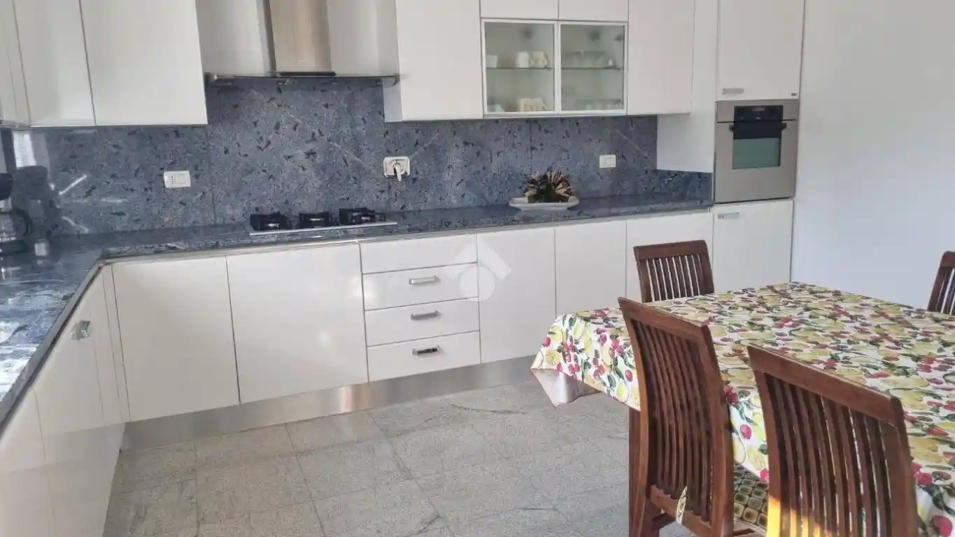 Quadrilocale viale dei Pini 5, Centro, Valtopina - foto 5