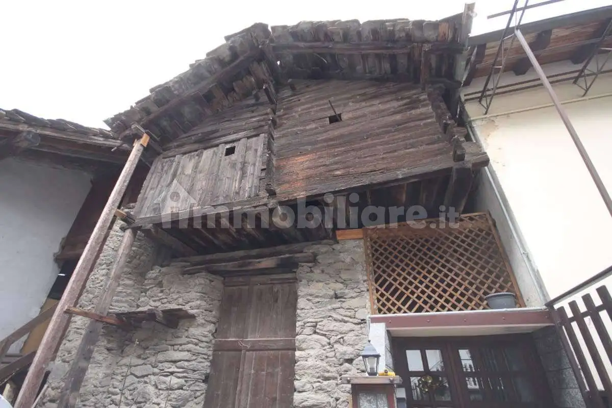 Rustico - Casale in vendita a Fénis