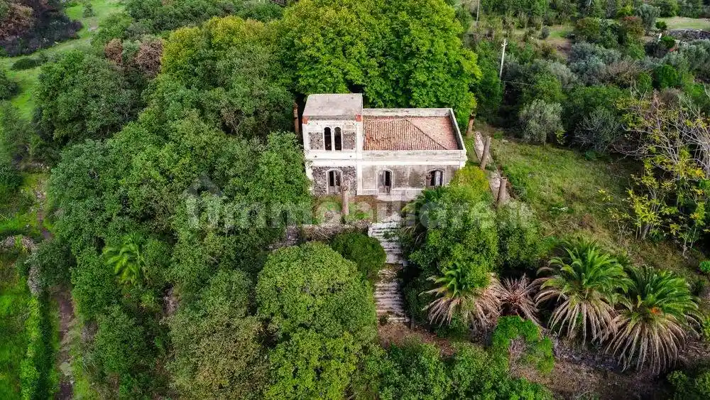 Rustico - Casale in vendita a Castiglione di Sicilia