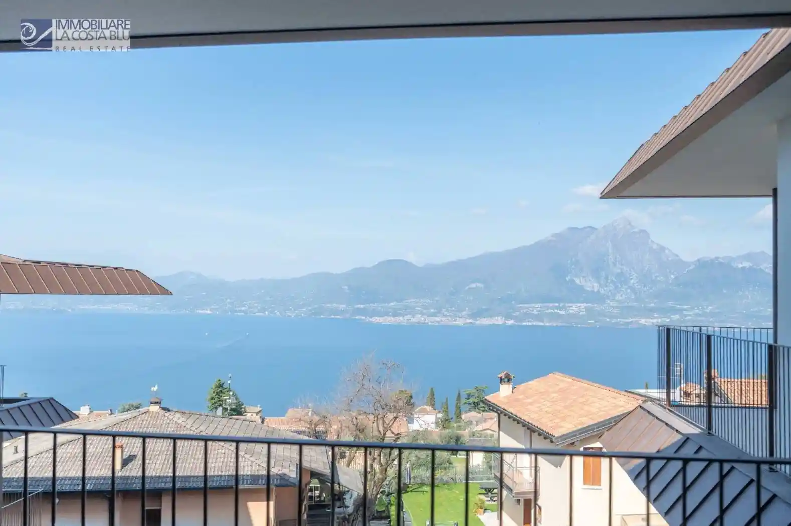 Appartamento in vendita a Torri del Benaco