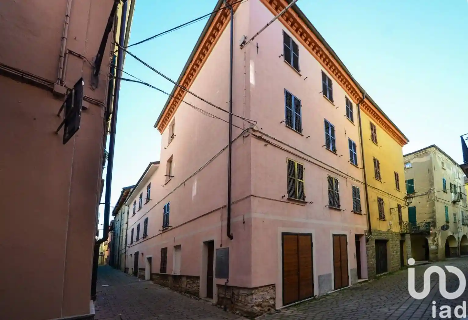 Palazzo - Edificio in vendita a Saliceto