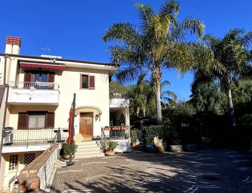 Villa in vendita a Sperlonga