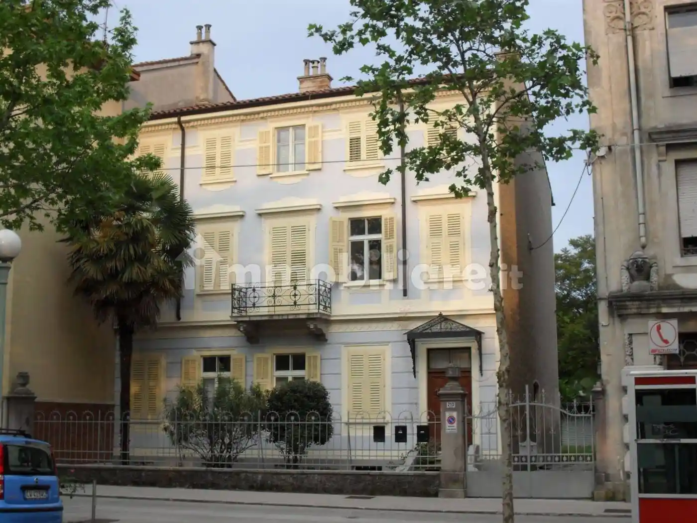 Palazzo - Edificio in vendita a Gorizia