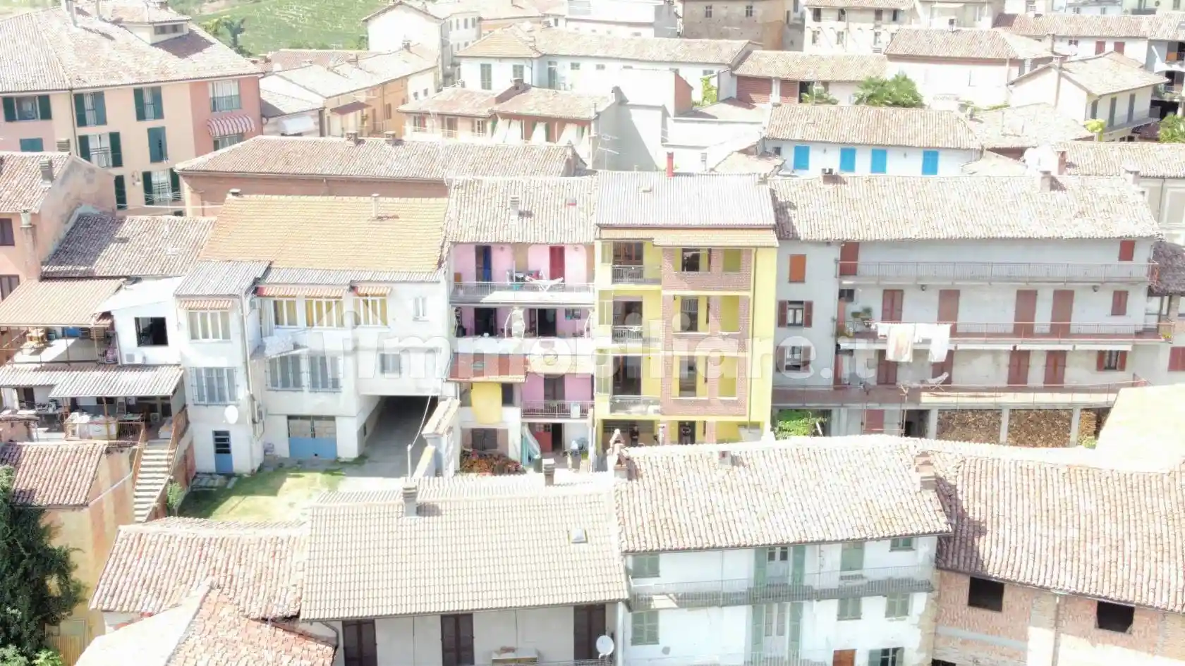 Rustico - Casale in vendita a Montemagno