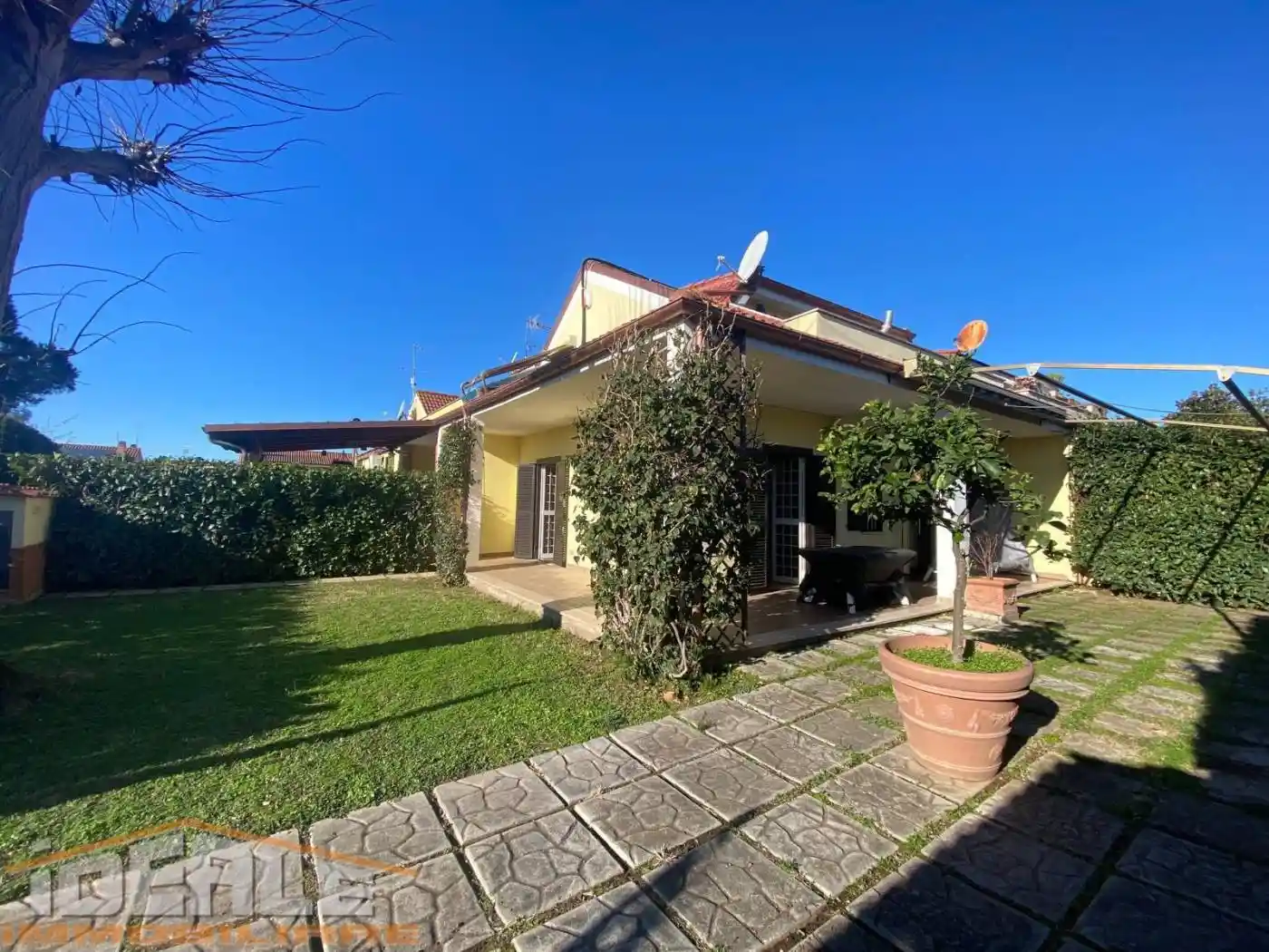 Villa in vendita a Ardea