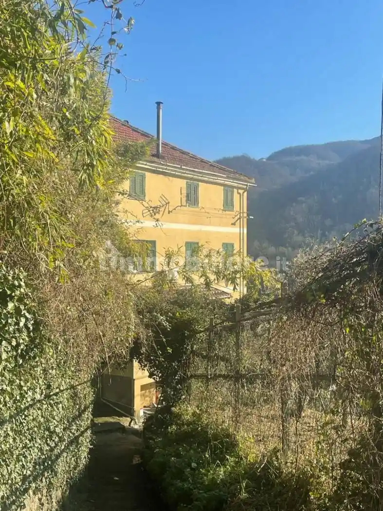 Appartamento in vendita a Sant'Olcese