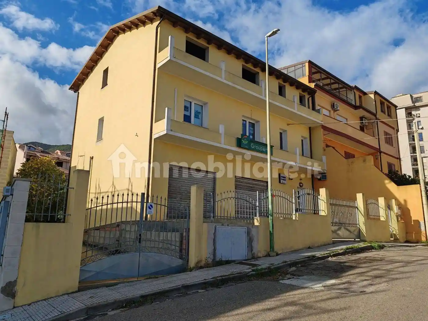Palazzo - Edificio in vendita a Villacidro