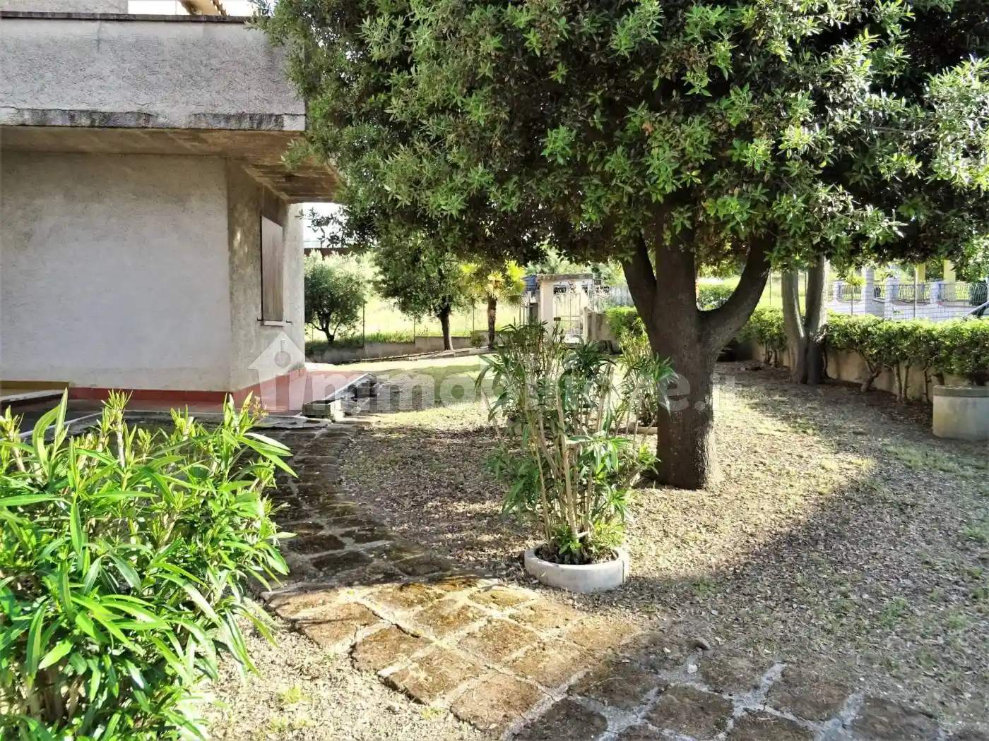 Villa in vendita a Montemarciano