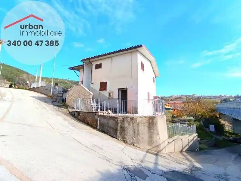 Quadrilocale via Cisternola 1, Torretta - Torrione, L'Aquila - foto 2