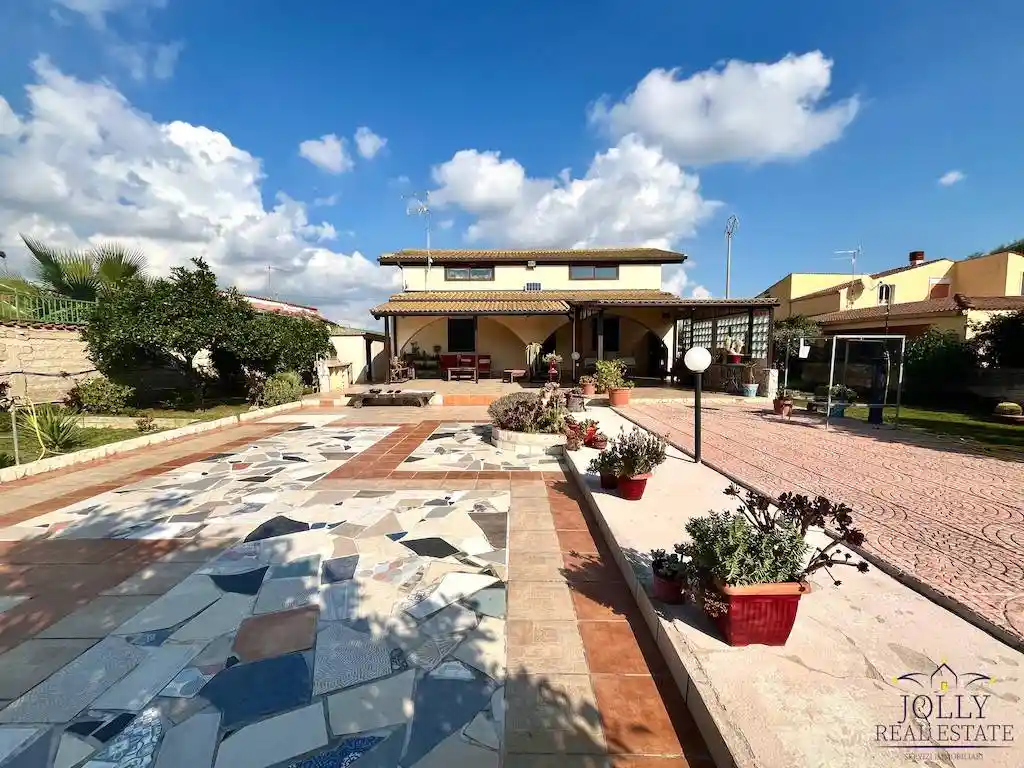 Villa in vendita a Siracusa