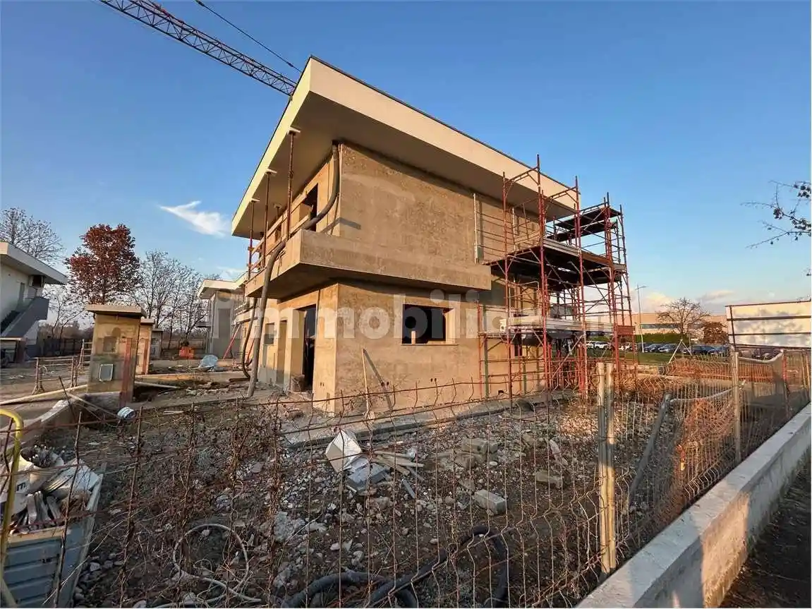 Villa in vendita a Urgnano