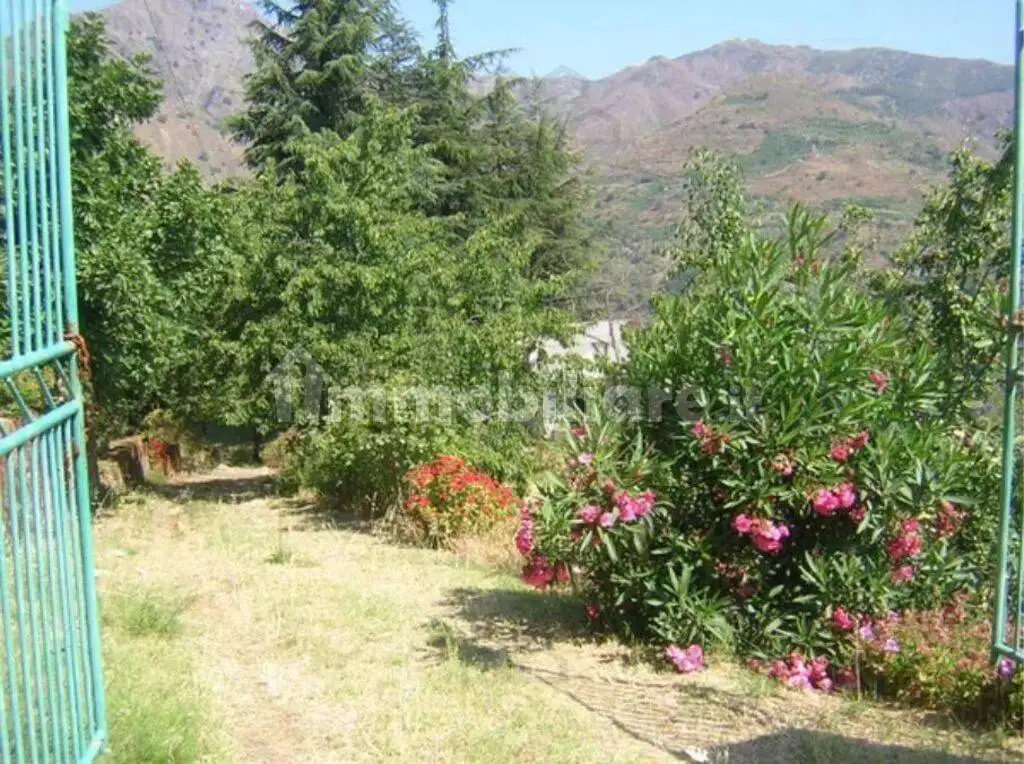 Villa in vendita a Itala