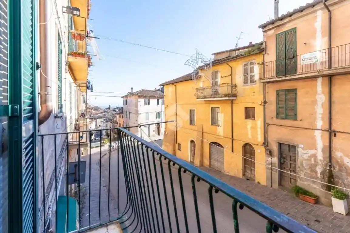 Appartamento in vendita a Ronciglione