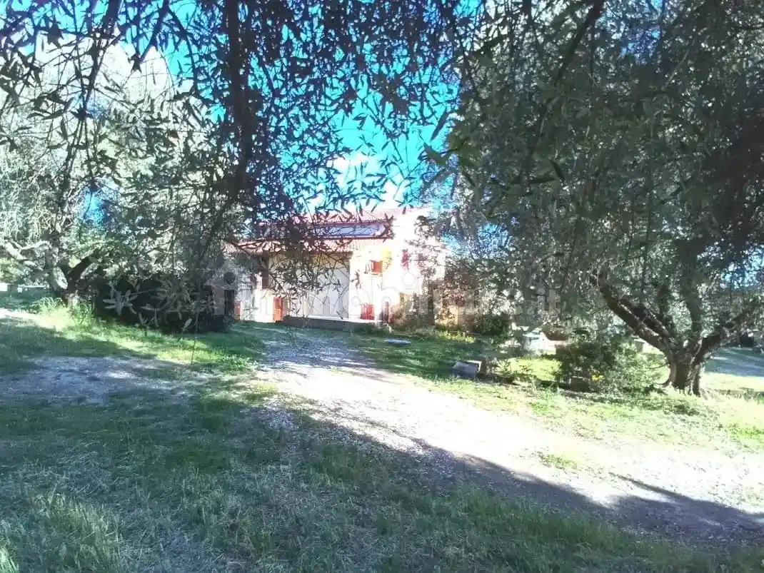 Rustico - Casale in vendita a Sacrofano