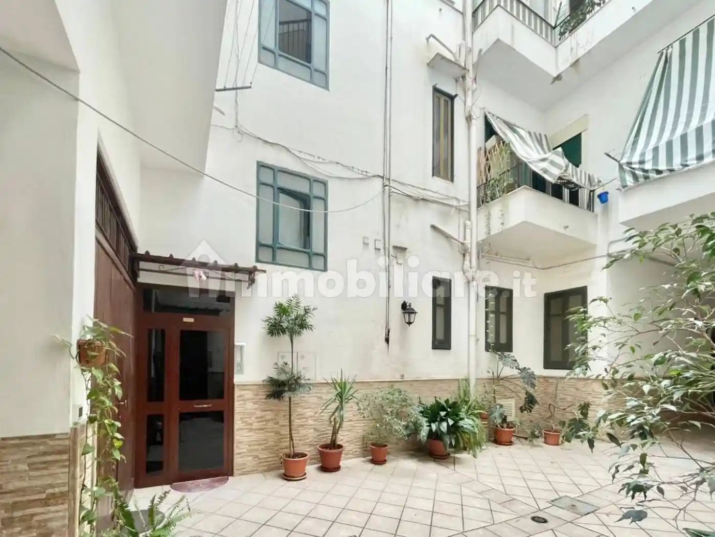 Appartamento in vendita a Palermo