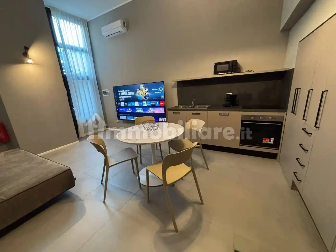 Bilocale Alzaia Naviglio Pavese, Navigli - Darsena, Milano - foto 2