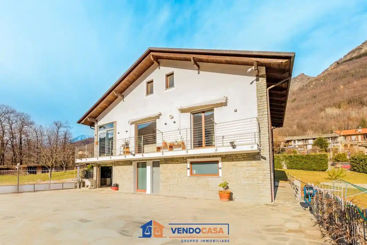 Villa in vendita a Torre Pellice