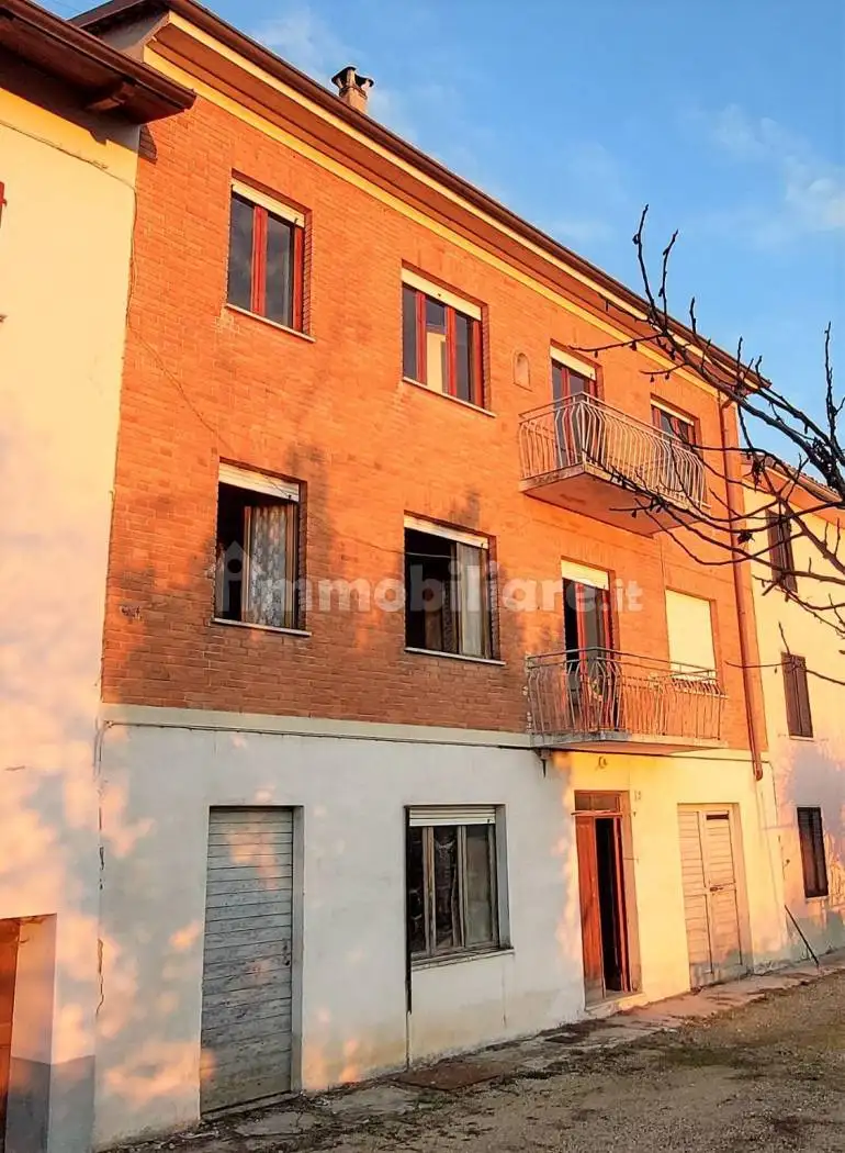 Rustico - Casale in vendita a Calosso