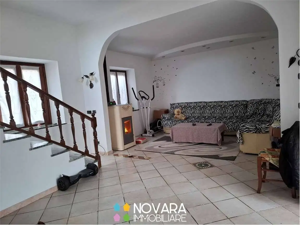 Terratetto unifamiliare via dei Martiri, 27 Ter, Baraggione, Cressa - foto 3