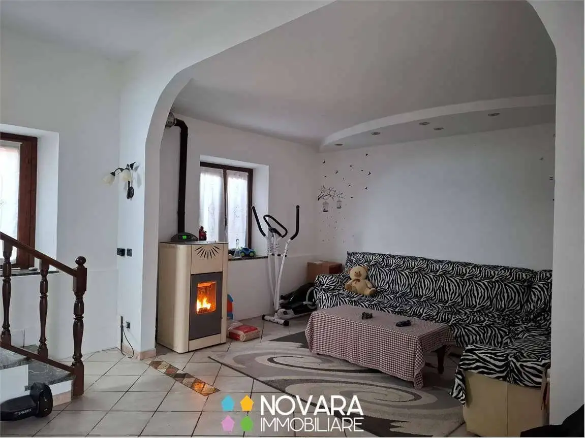 Terratetto unifamiliare via dei Martiri, 27 Ter, Baraggione, Cressa - foto 4