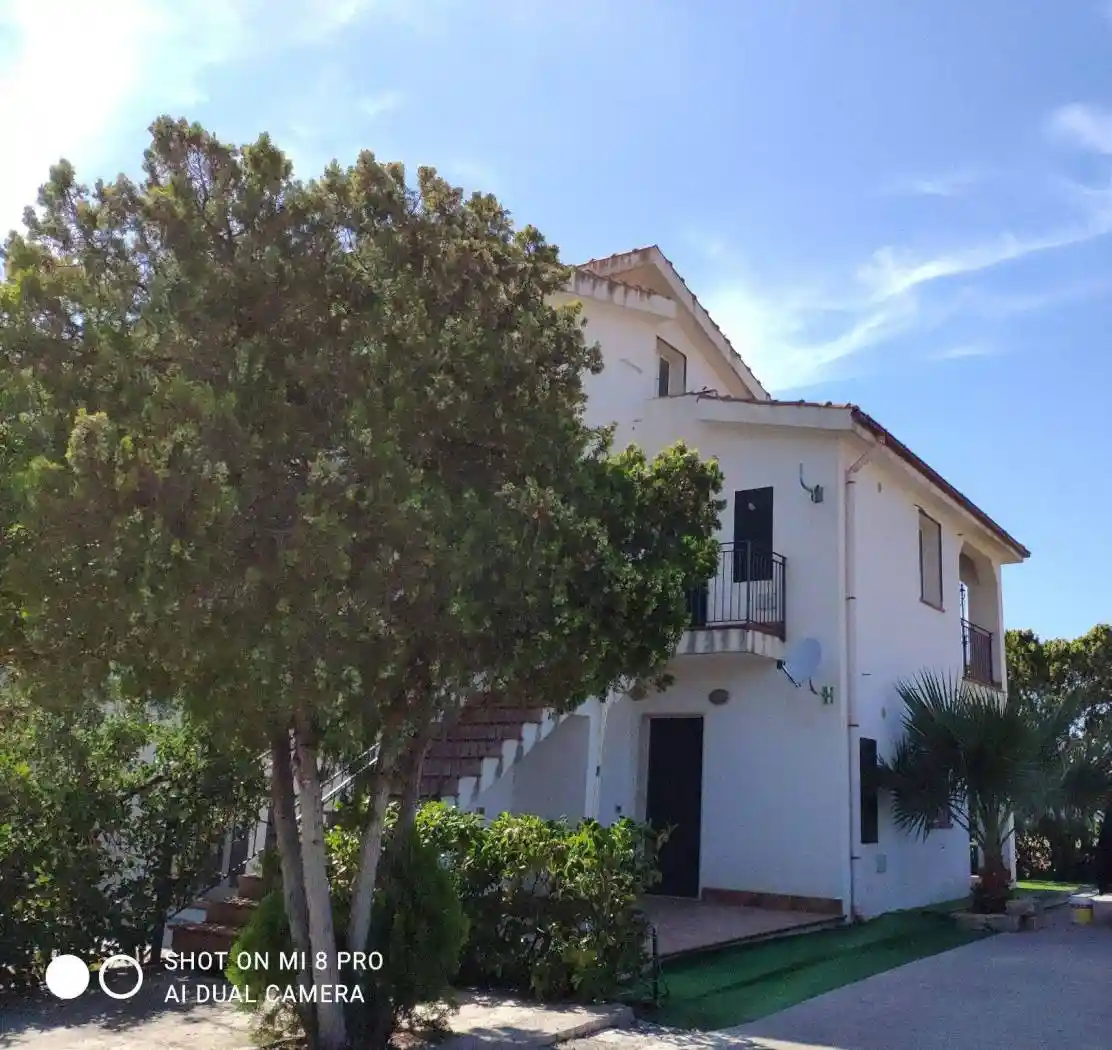 Villa in affitto a Campofelice di Roccella