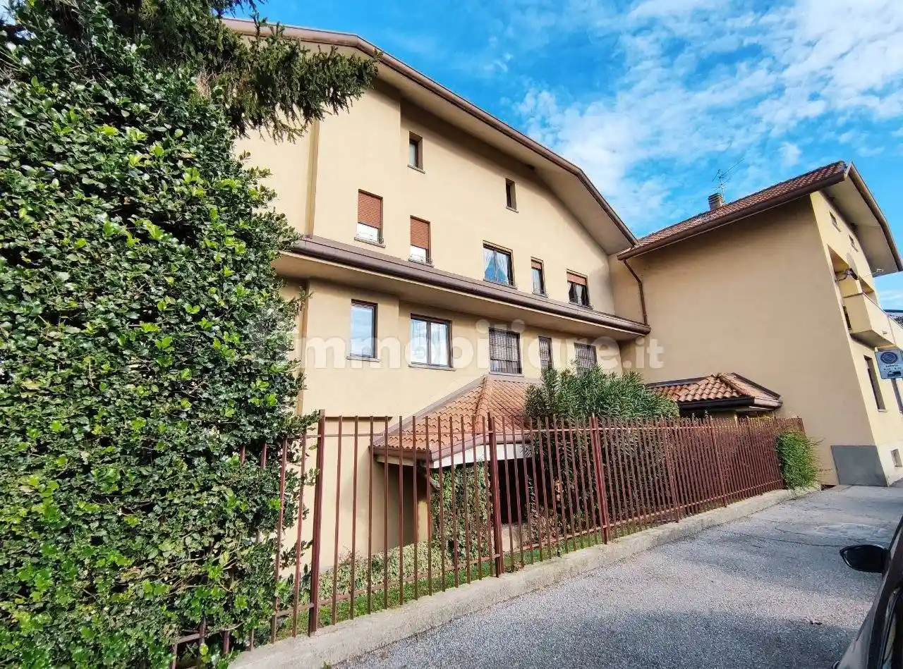 Trilocale via Ettore Fieramosca 30, Sant'Albino - Cascine Bastoni, Monza - foto 4