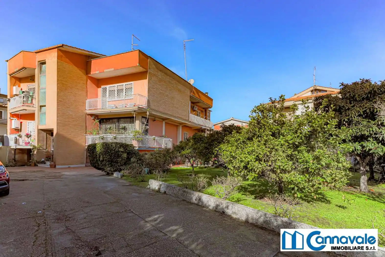 Appartamento in vendita a Roma