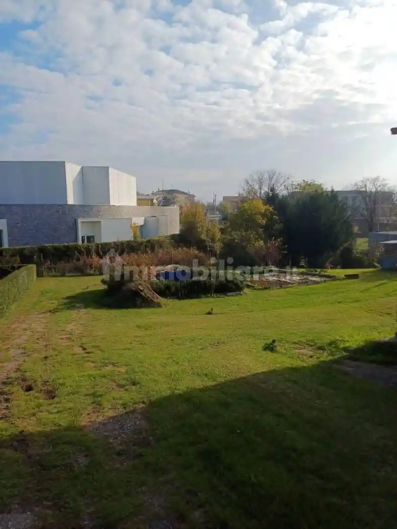 Trilocale via Don Cirio Santi, Centro, Varano de' Melegari - foto 4